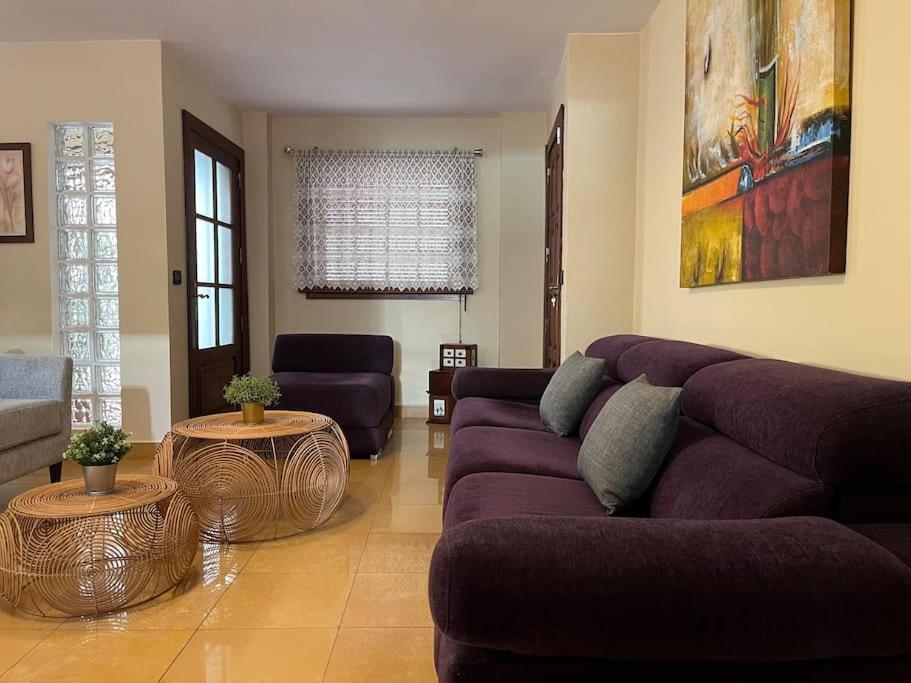 Casa Con Piscina En El Centro Villa Los Llanos De Aridane Exteriör bild