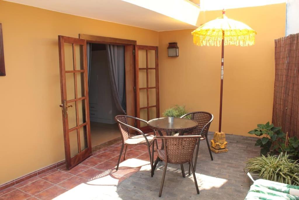 Casa Con Piscina En El Centro Villa Los Llanos De Aridane Exteriör bild